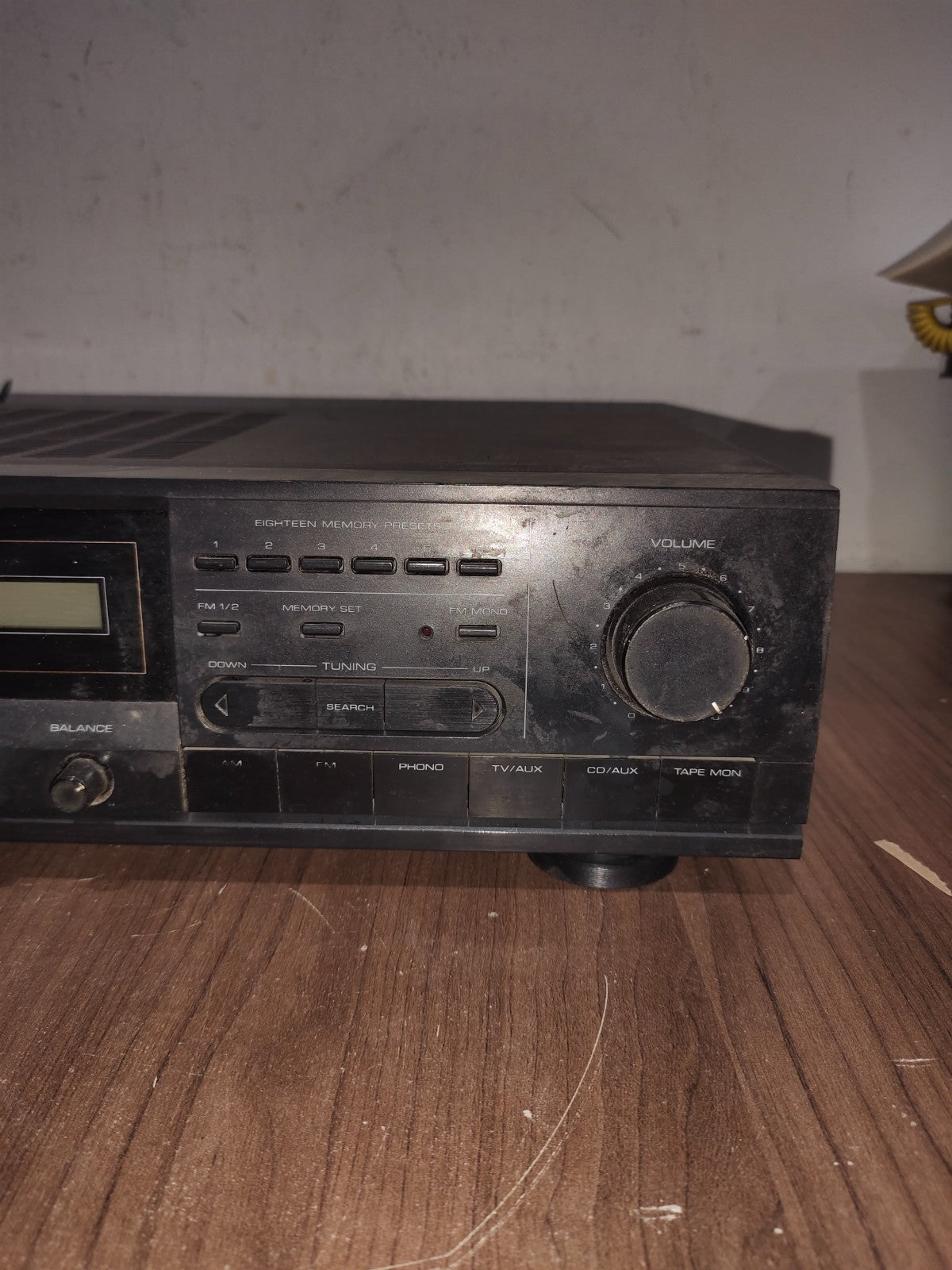 Realistic STA-795 Digital Synthesized AM/FM Stereo Receiver
