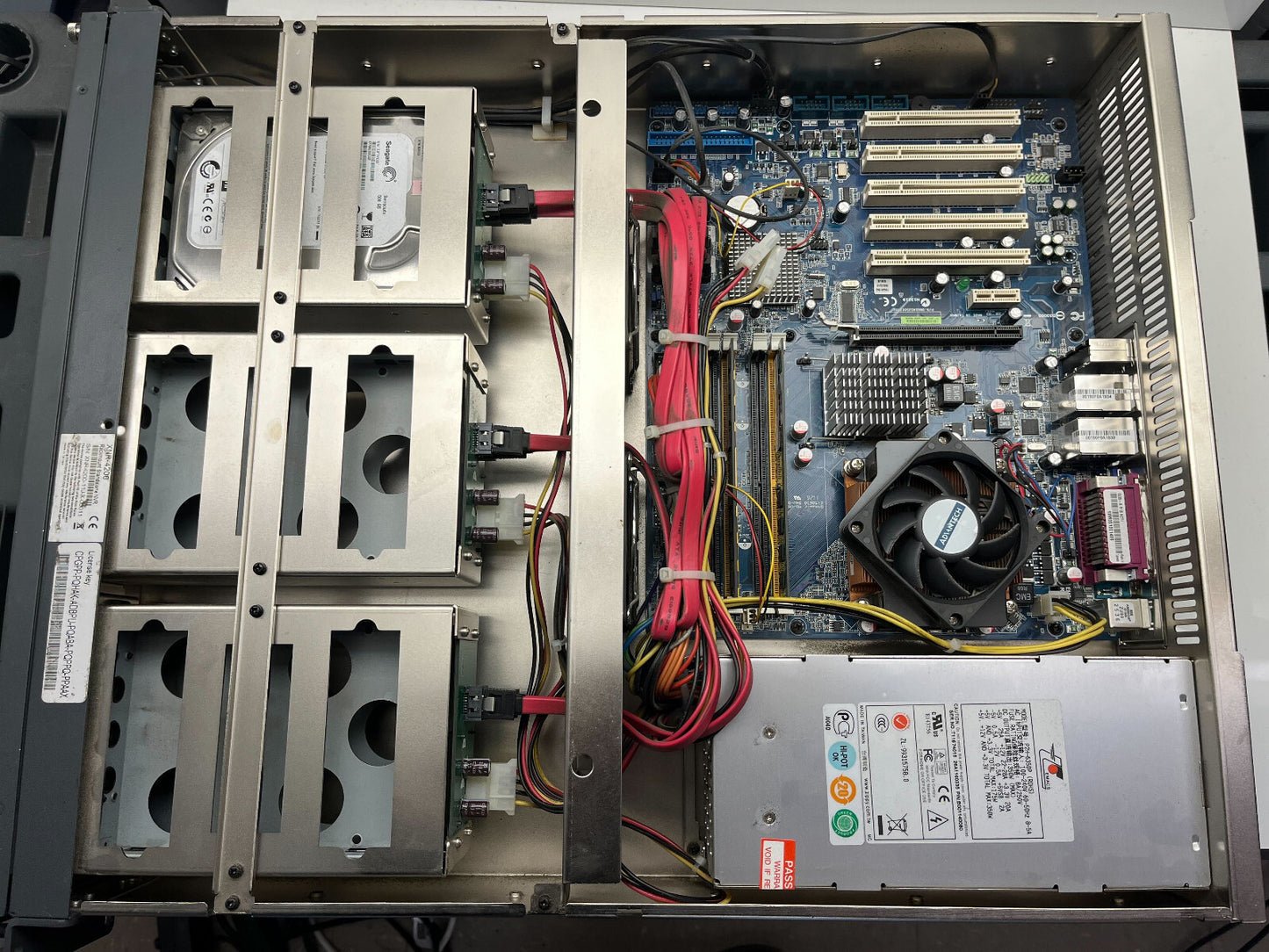 ACTi XNR-4200 Rackmount NVR Server Q9400 @ 2.66 GHz 4GB RAM 500GB HDD Linux