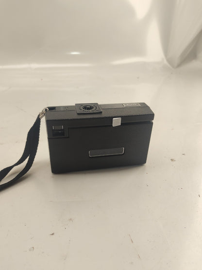 Kodak Instamatic X-15 Film Camera Vintage w/Hand Strap Black & Silver