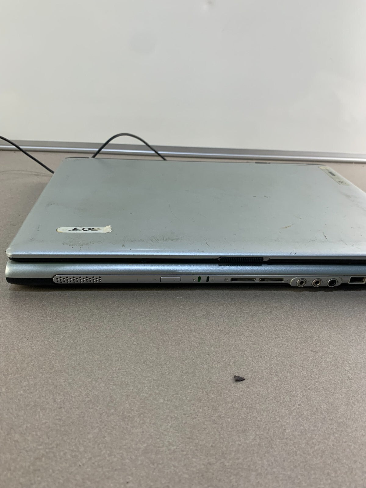 Acer Aspire 1640 Series, Intel Centrino Laptop, Windows 7, No battery