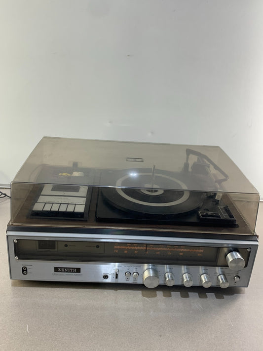 1981 ZENITH IS-4031 Integrated Stereo System TURNTABLE w/CASSETTE- Vintage!