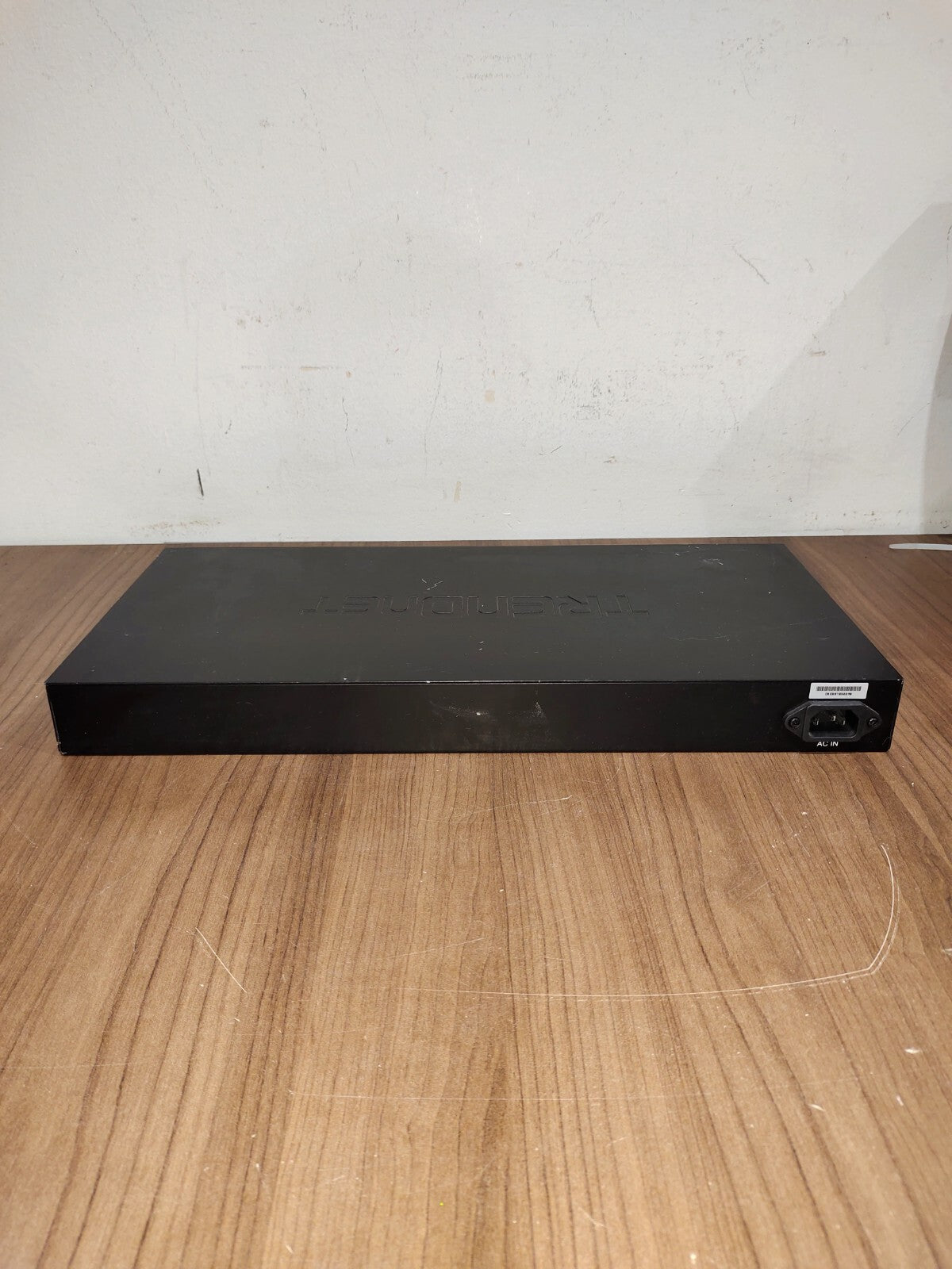 TRENDNET TPE-224WS 24 PORT 10 100MBPS WEB SMART POE SWITCH