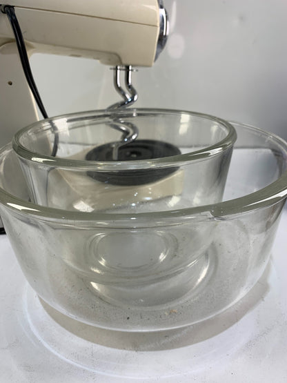 VTG Sunbeam Mixmaster 12-Speed Kitchen Stand Mixer w/ Bowl and Beaters