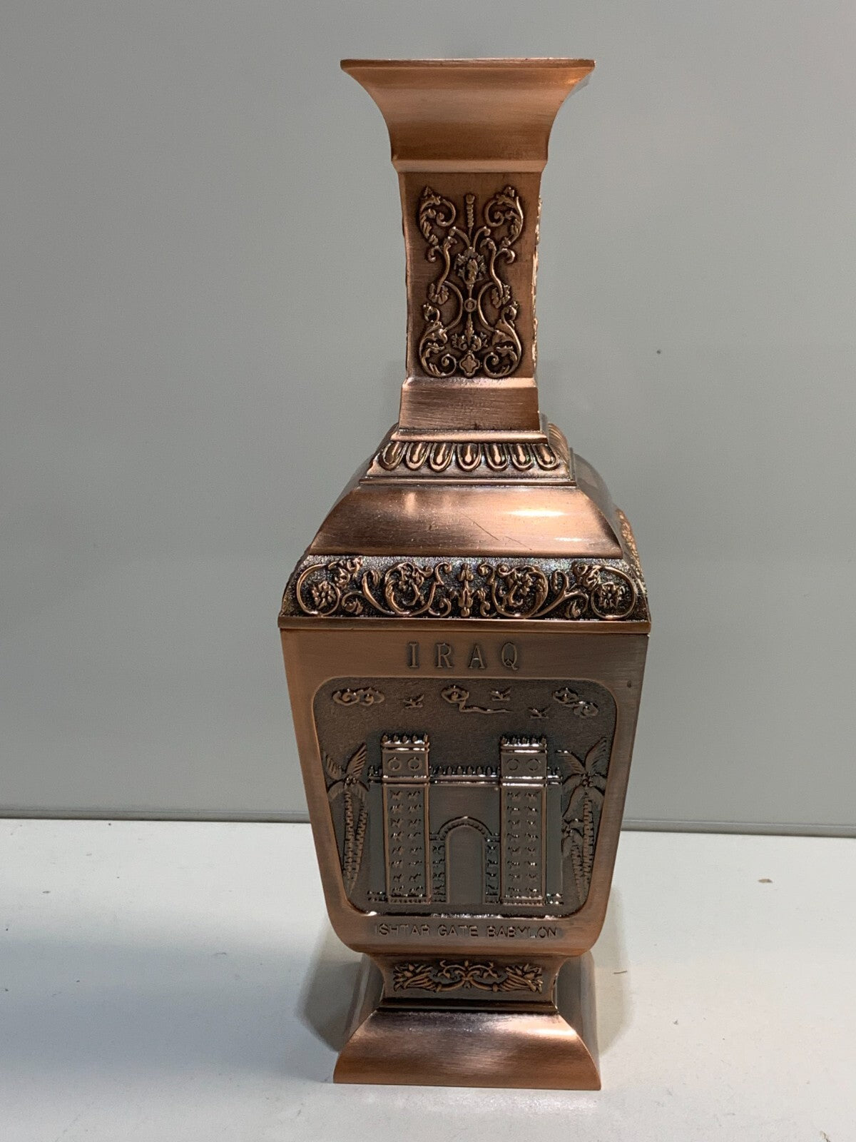Beautiful vase Made in Iraq