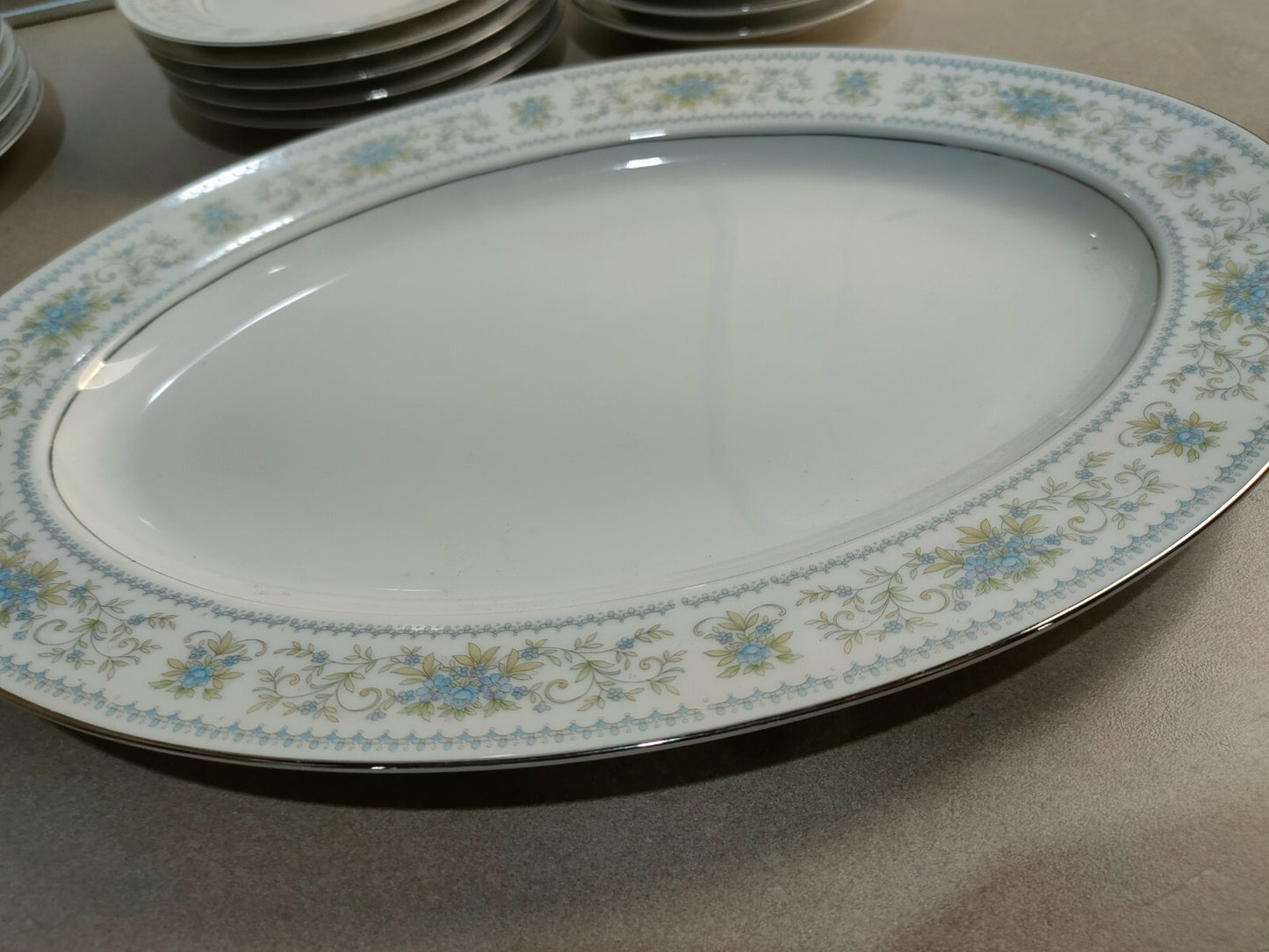 Fine china casino dinner set japan