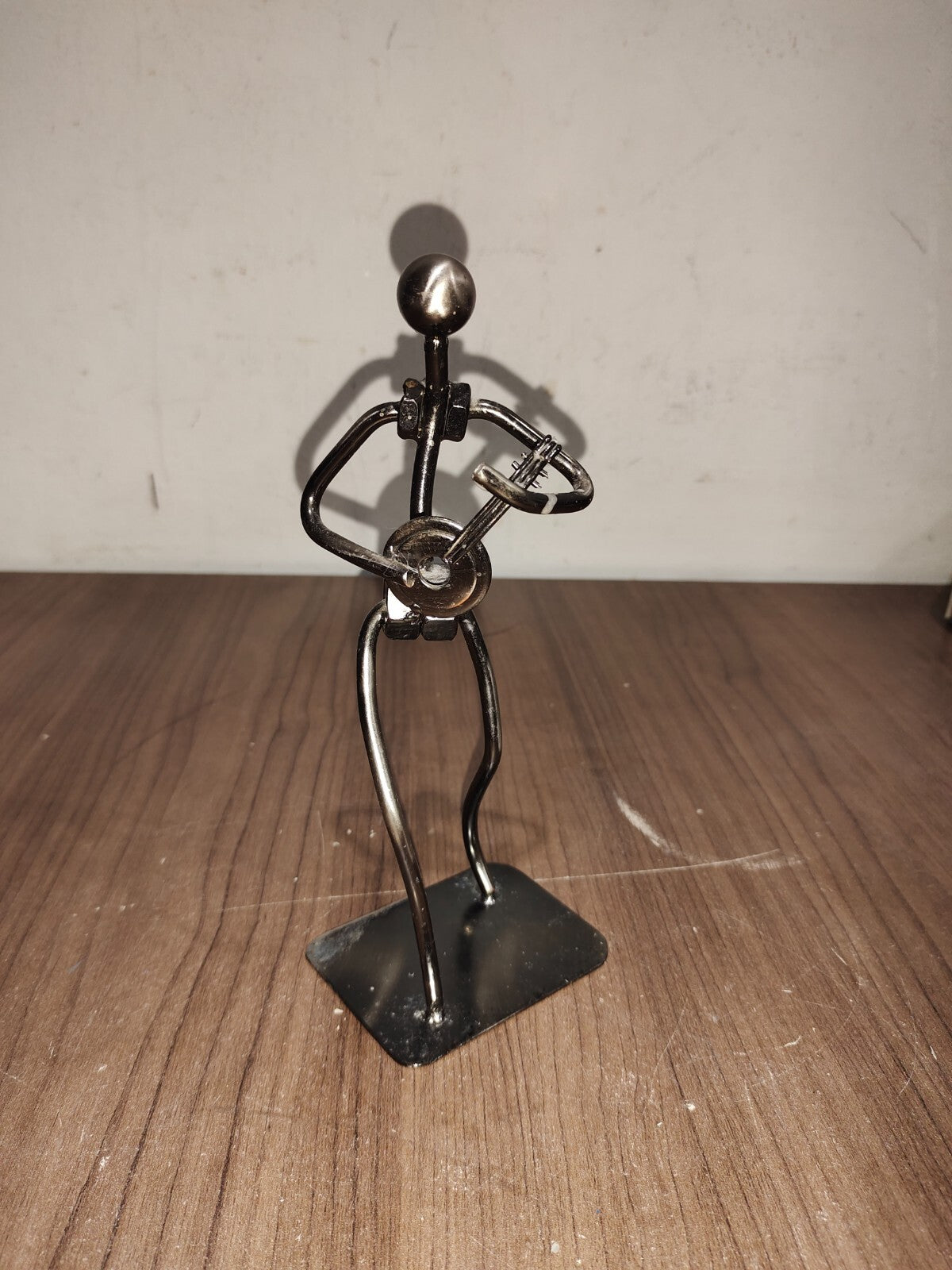 GUITAR PLAYER NUTS AND BOLTS MUSIC FIGURE METAL SCULPTURE