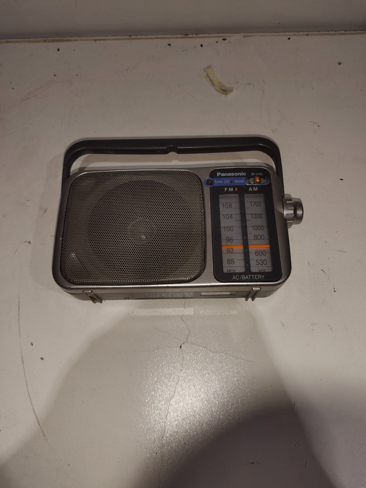Panasonic RF-2400 Portable AM/FM Radio