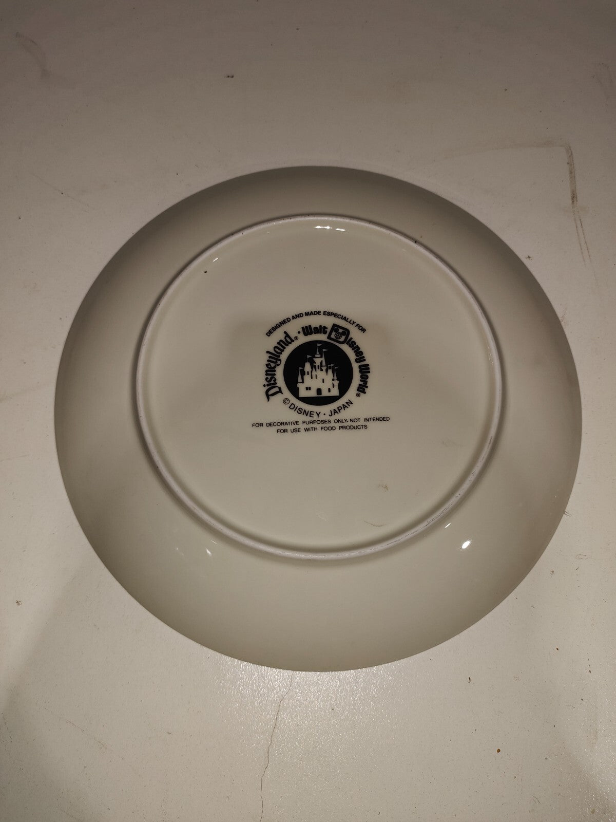 Disney Gold Etched Plate With Castle & Fab Five