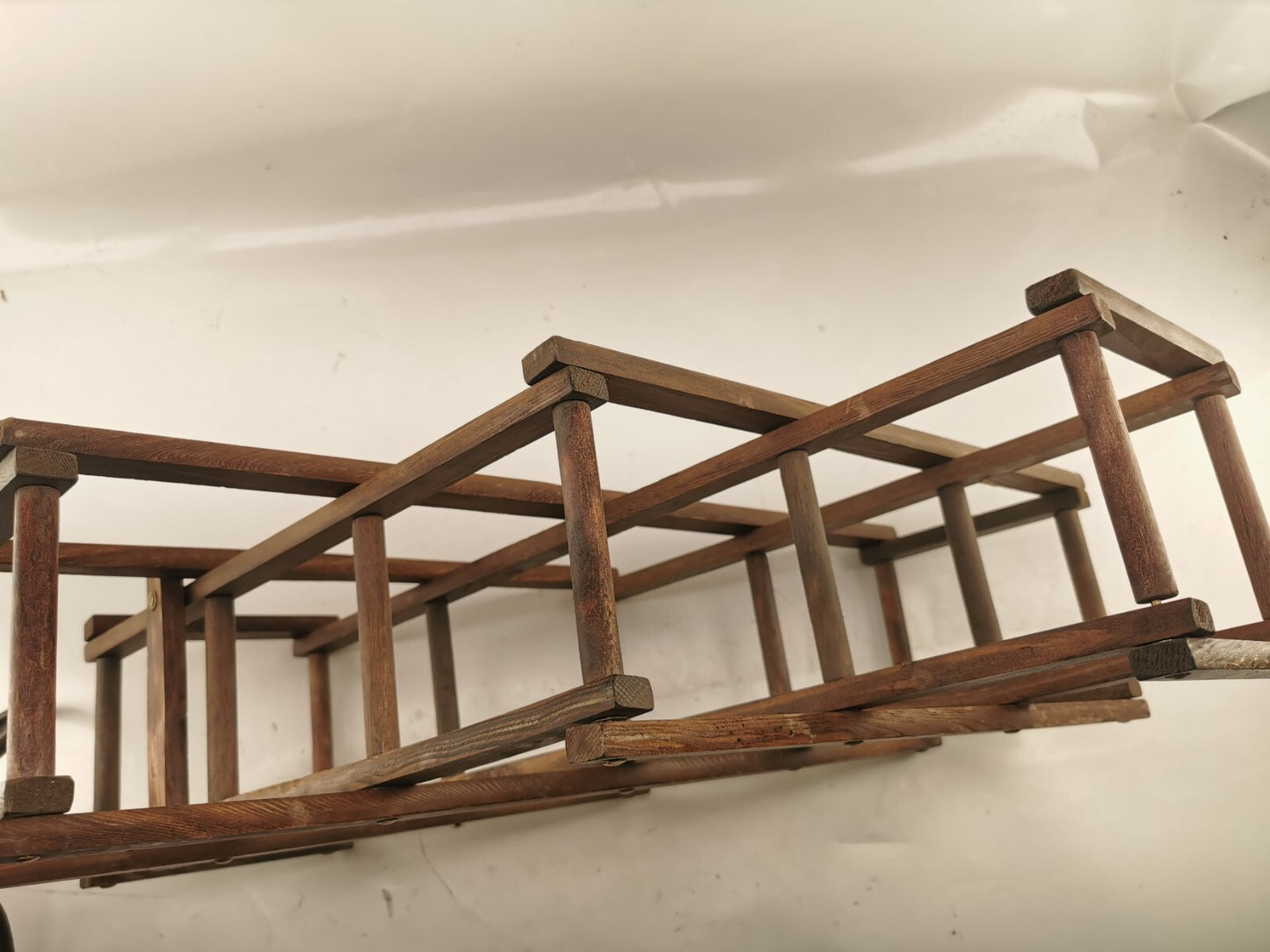 Collapsible Wood Accordian Collapsible WINE BOTTLE RACK