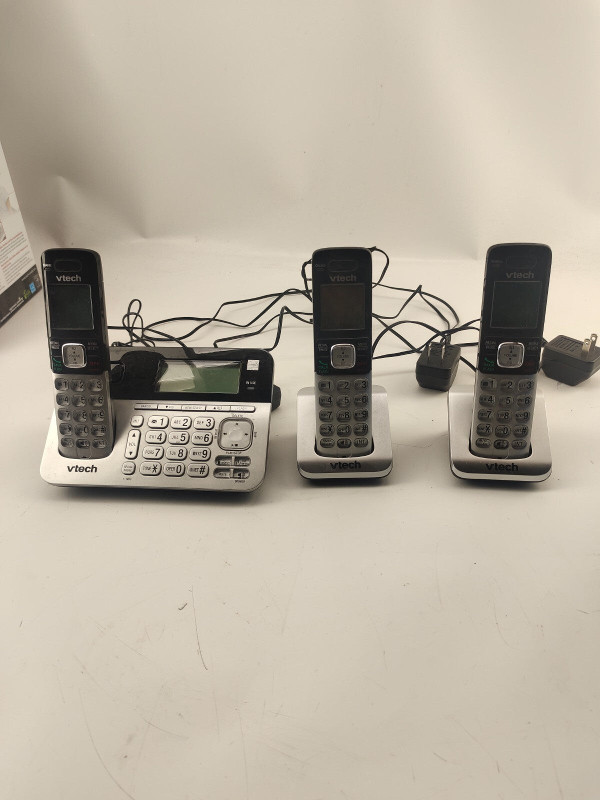 VTech DECT 6.0 Cordless Phone Answering System Bluetooth Call Block 3 Handsets