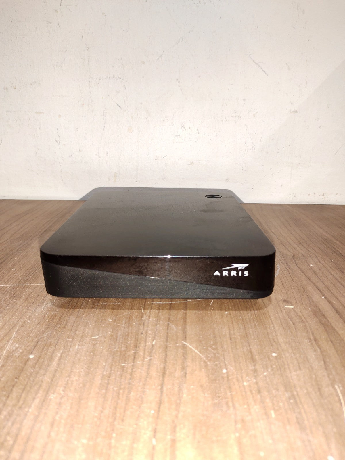 ARRIS WIRELESS IPTV RECEIVER - Model - VIP-5602W - 4K ULTRA HD