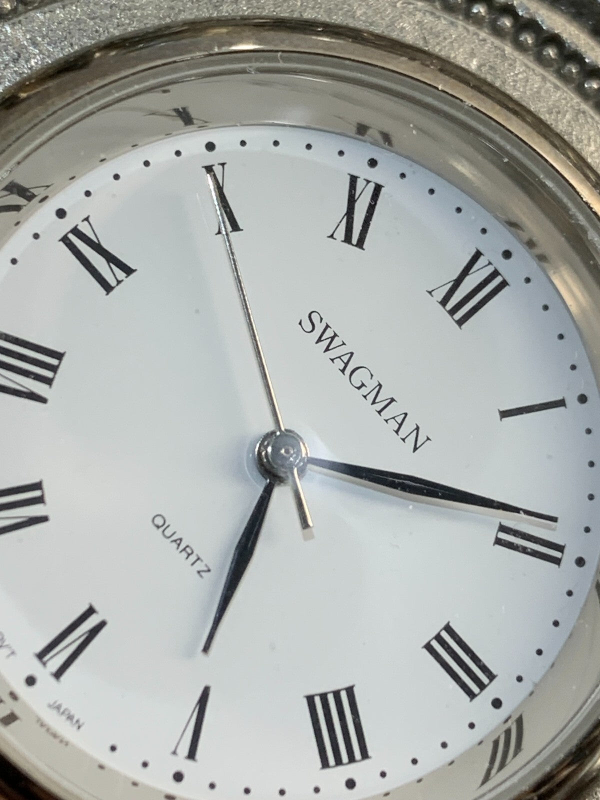 Aussie Bunch Souvenir Clock Australiana Gift Australian Made Pewter