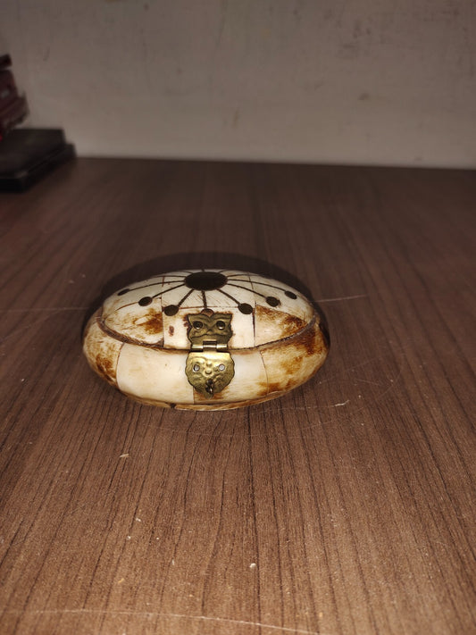 Vintage Camel Bone Trinket Jewelry Box Brass Inlay Handcrafted Oval