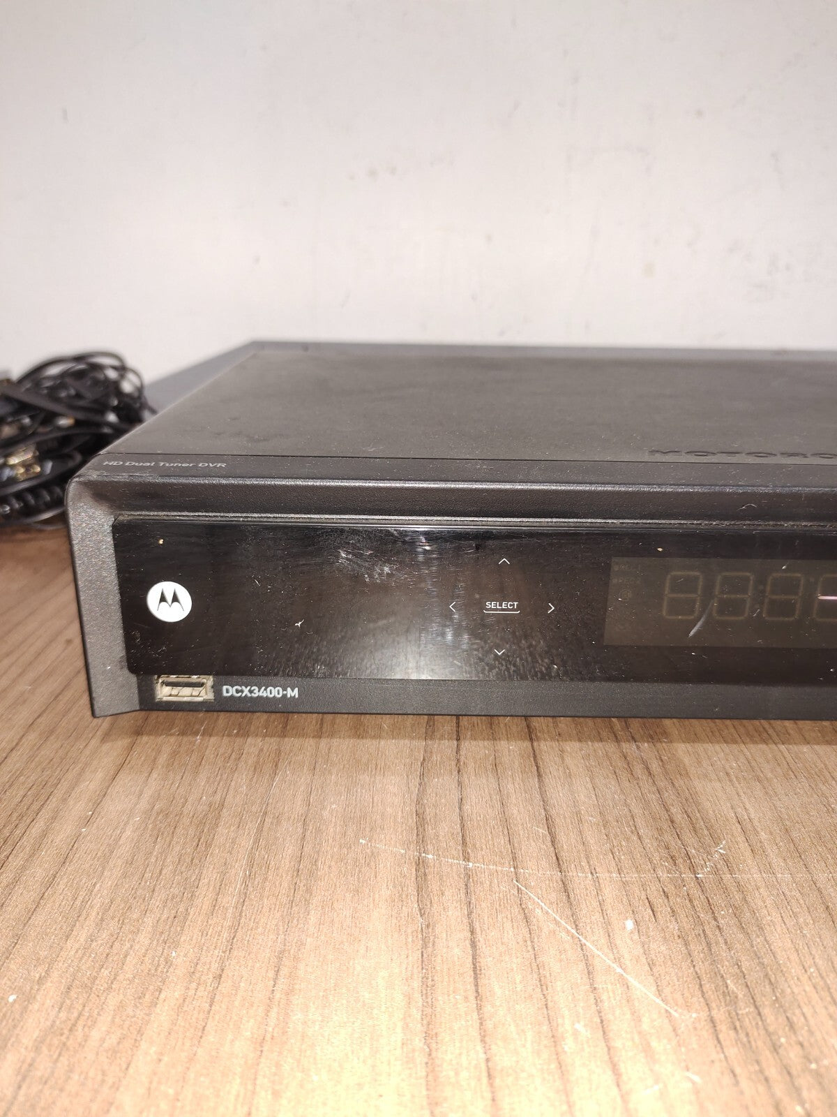 Motorola DCX3400 HD Digital Cable Box HDTV Dual Tuner DVR