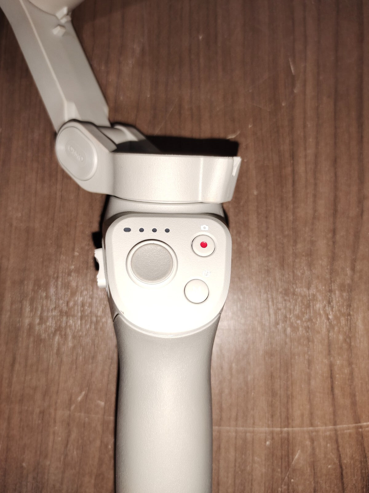 DJI OM 4 SE 3-Axis Smartphone Gimbal Stabilizer - Magnetic Design