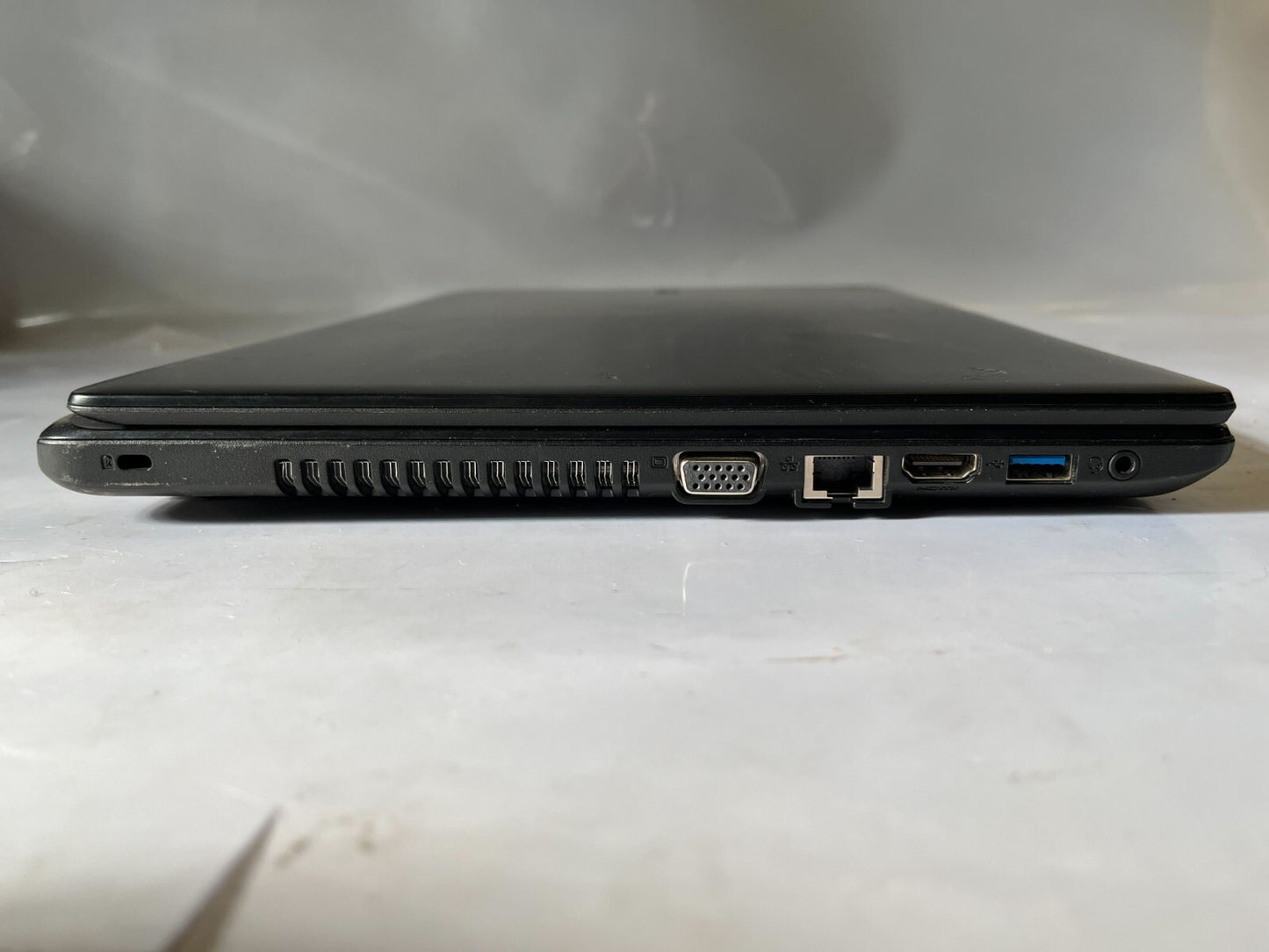 Acer P256 i5 4210U 1.70GHz 4GB RAM 500GB HDD NO OS Bad Keyboard