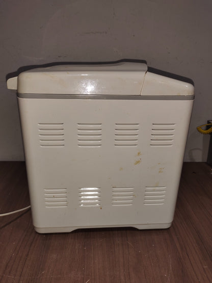 Vintage Black And Decker Bread Maker - B1650