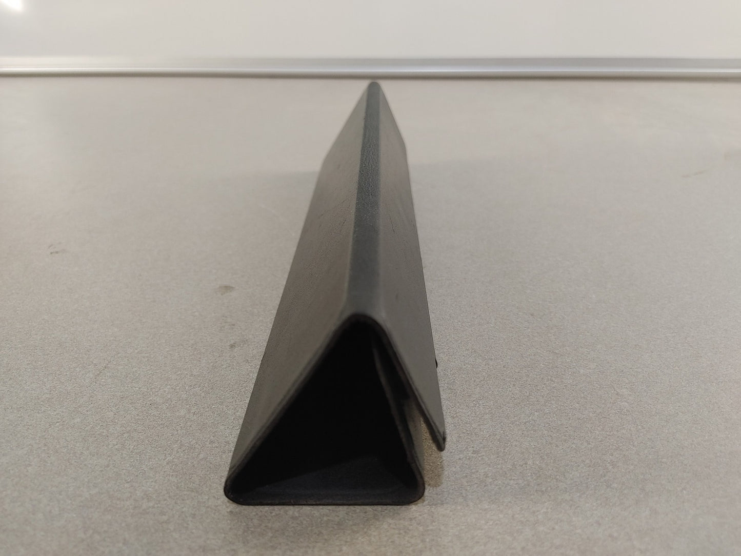 Apple iPad Smart Cover for iPad 2/3/4 Black Fair Condition