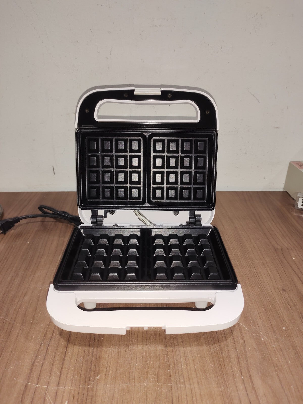 Waffle Time Charlescraft Waffle Maker Model - SG400 / Type - WG500