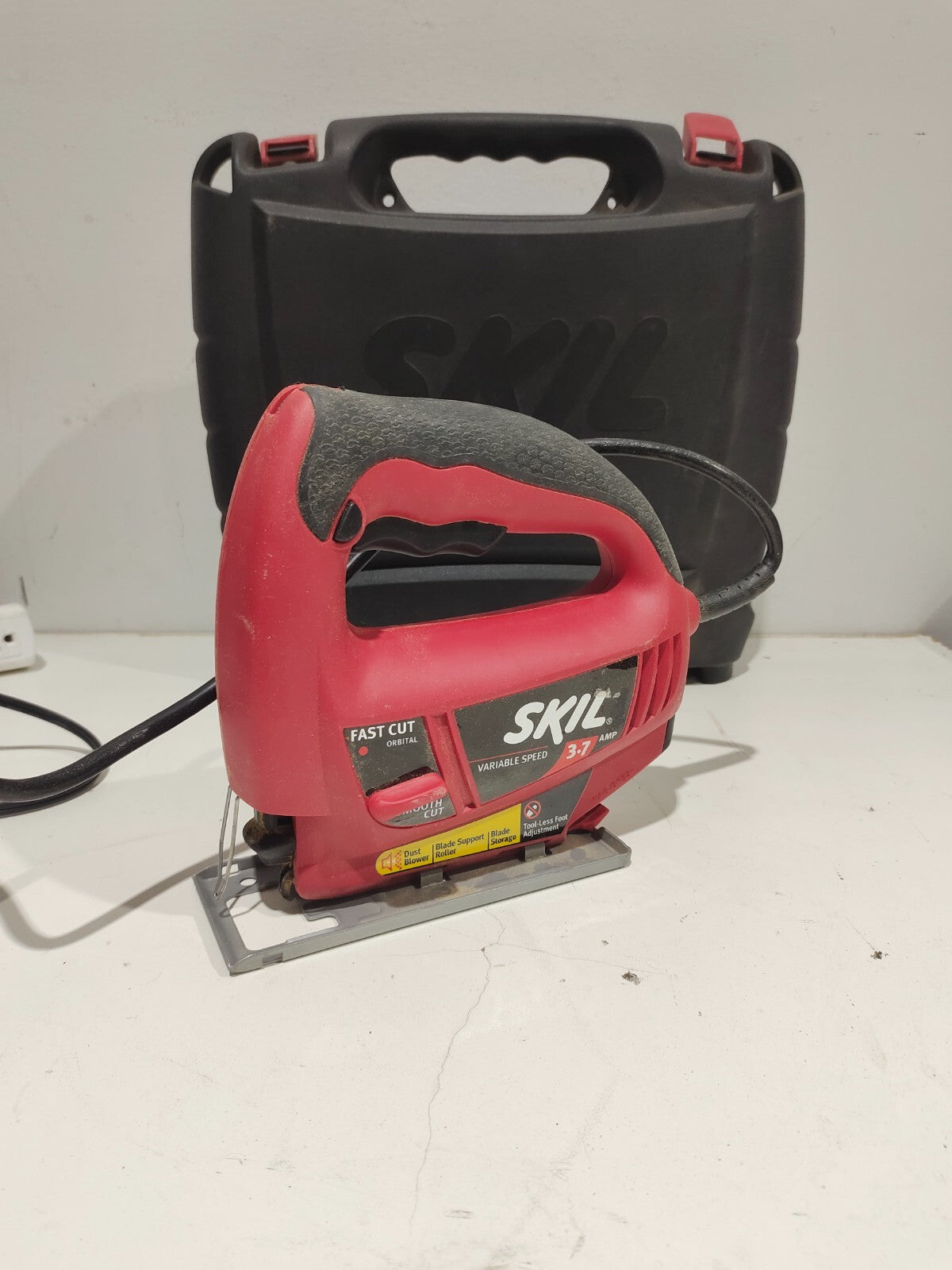 Skil 4380 Variable Speed Corded 3.7 Amp Jig Saw