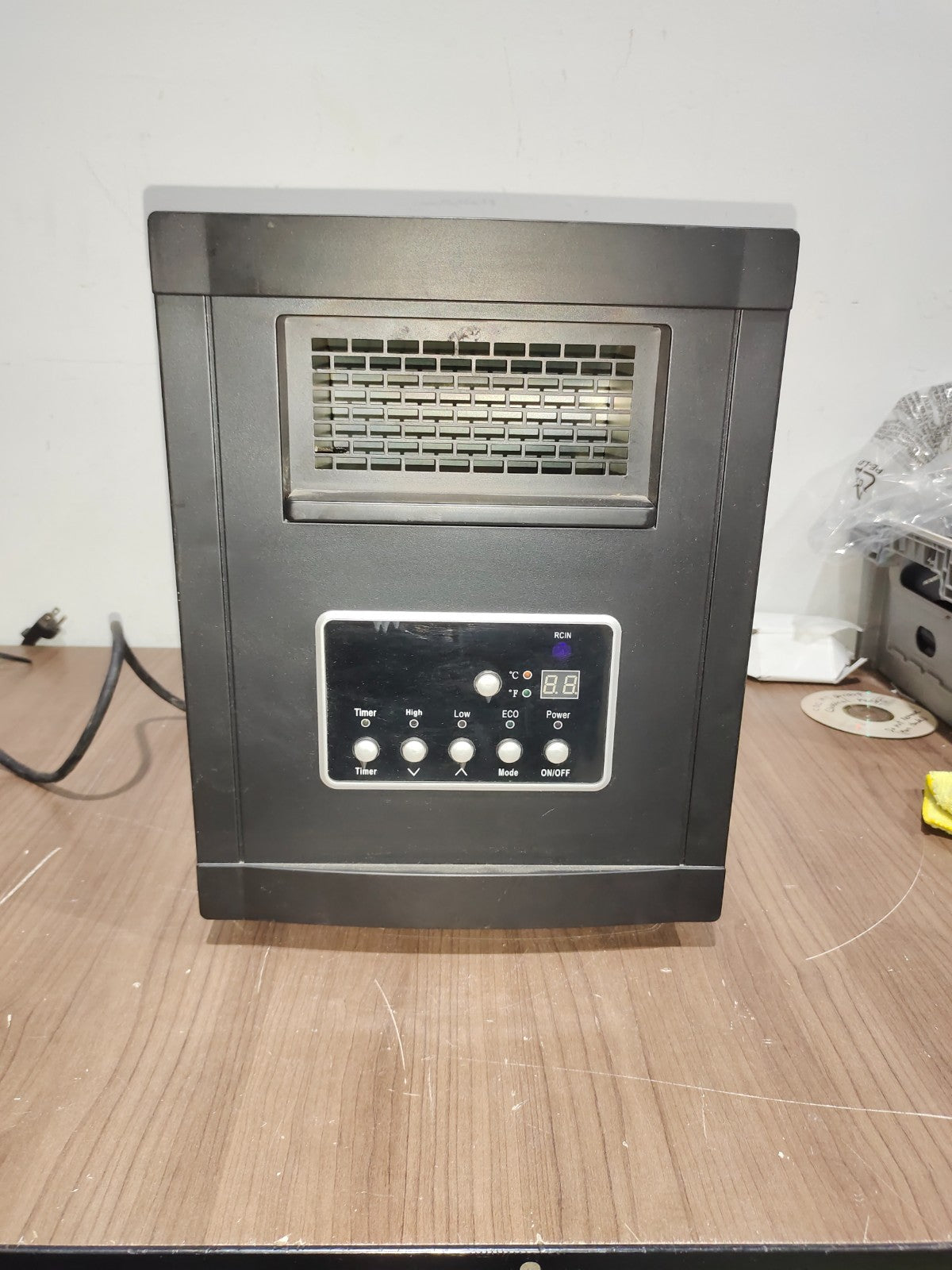 Intertek 1500W Electric Indoor Infrared Quartz Space Heater - Model - LS1002HH13