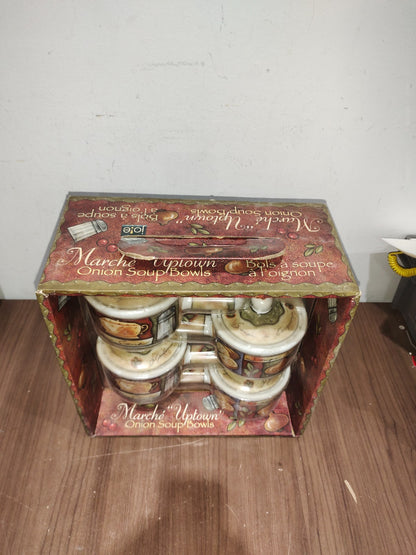 MSC Joie Vivre French Onion Soup Crocks Handled Bowls with Vented Lids