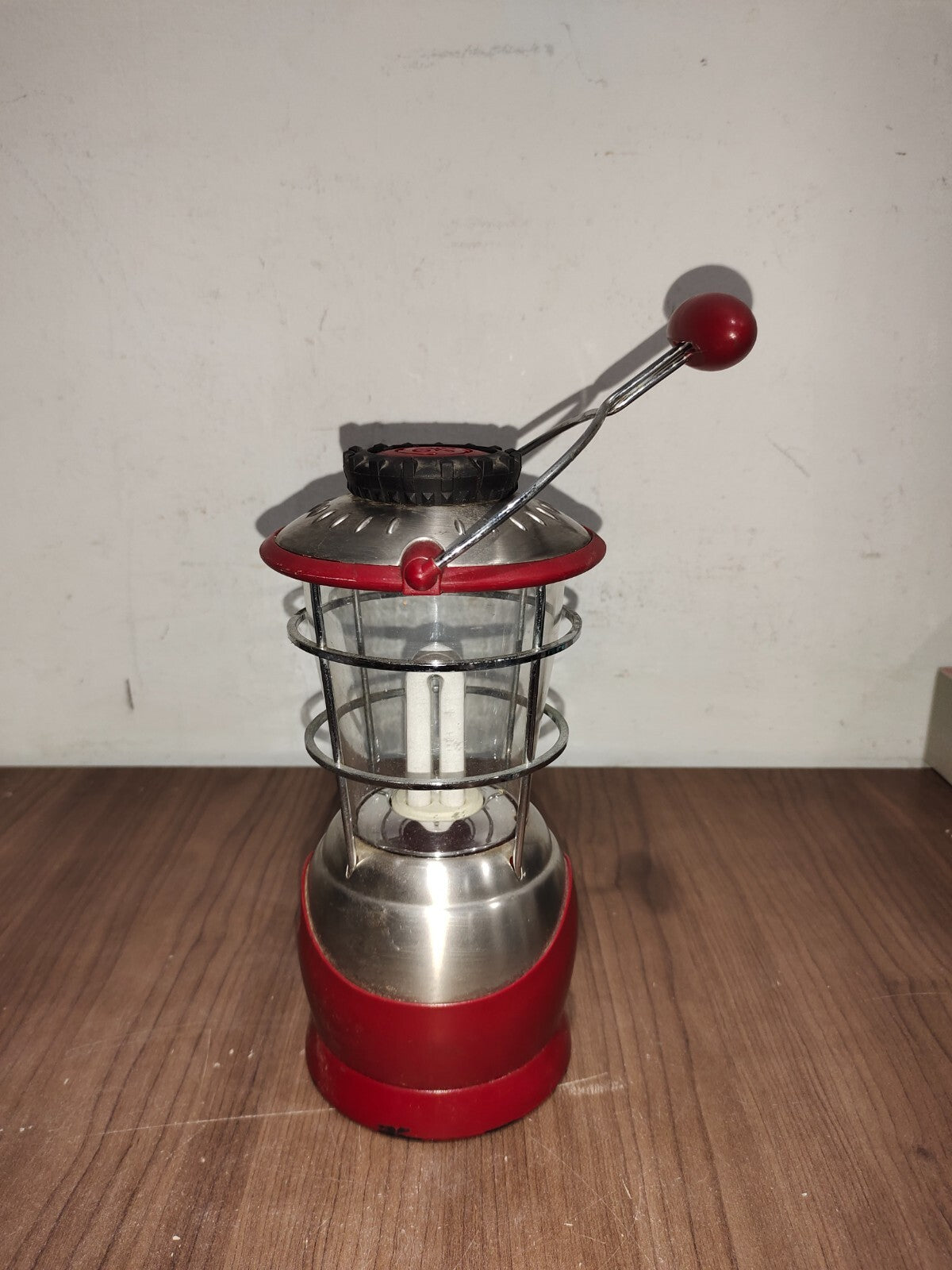 GE Camping Florescent Lantern - Battery Operated