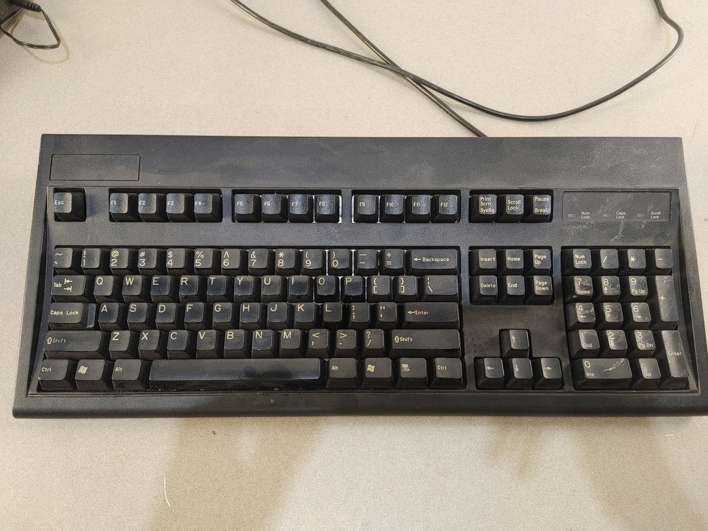 VINTAGE GOOD CONDITION KeyTronic PS/2 Vintage Wired Keyboard Black