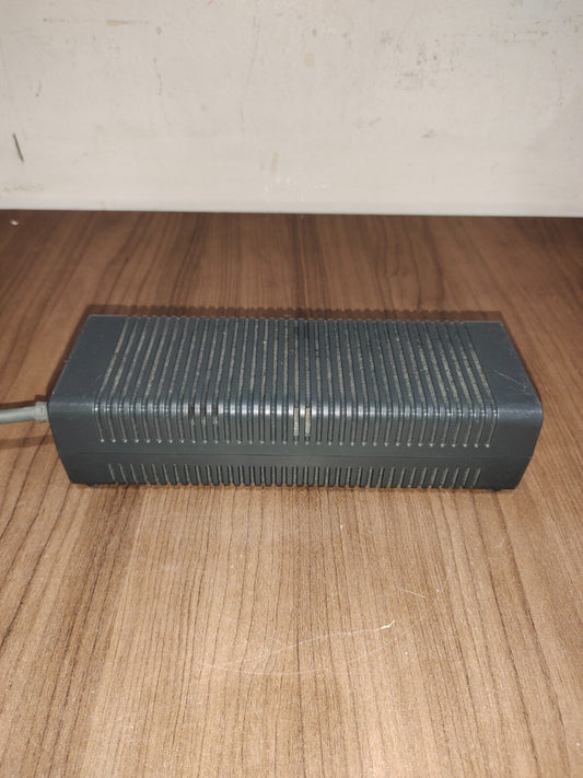Microsoft Xbox 360 Fat AC Power Supply Brick 175W  Model: HP-AW175EF3
