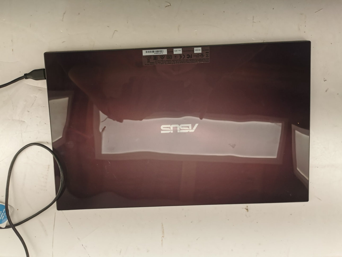 ASUS MB169B+ 15.6" Full HD 1920x1080 IPS USB 3.0 Powered Portable Monitor