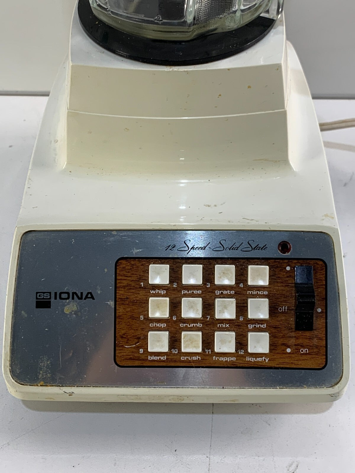 Vintage lona 12 Speed Solid State Blender