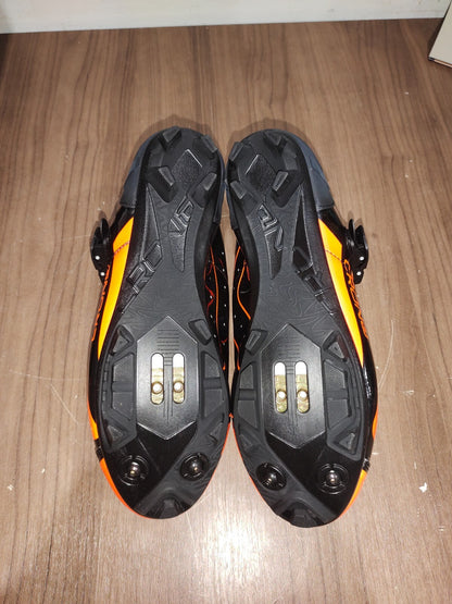 Crono CX-3 17 Mountain Bike Gravel BMX Shoes - Black Orange - Size - 44.5 (EUR)