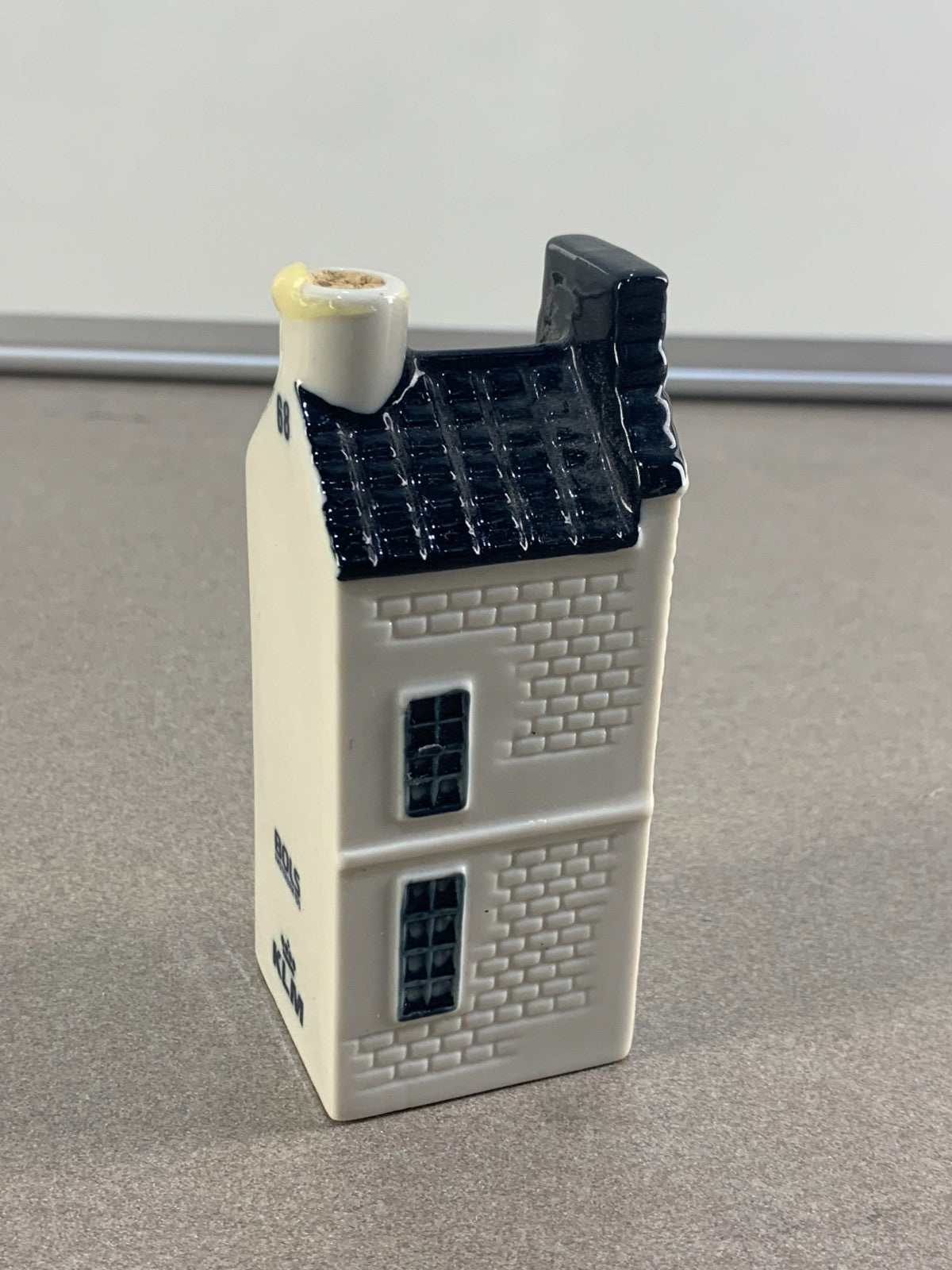 Delft s Blue KLM BOLS Miniature Dutch House, Number 68.