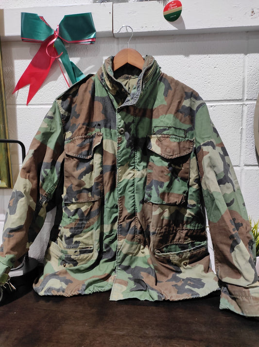Vintage US Army Camo Lined Field Jacket "B. Swein" Cold Weather Size Medium