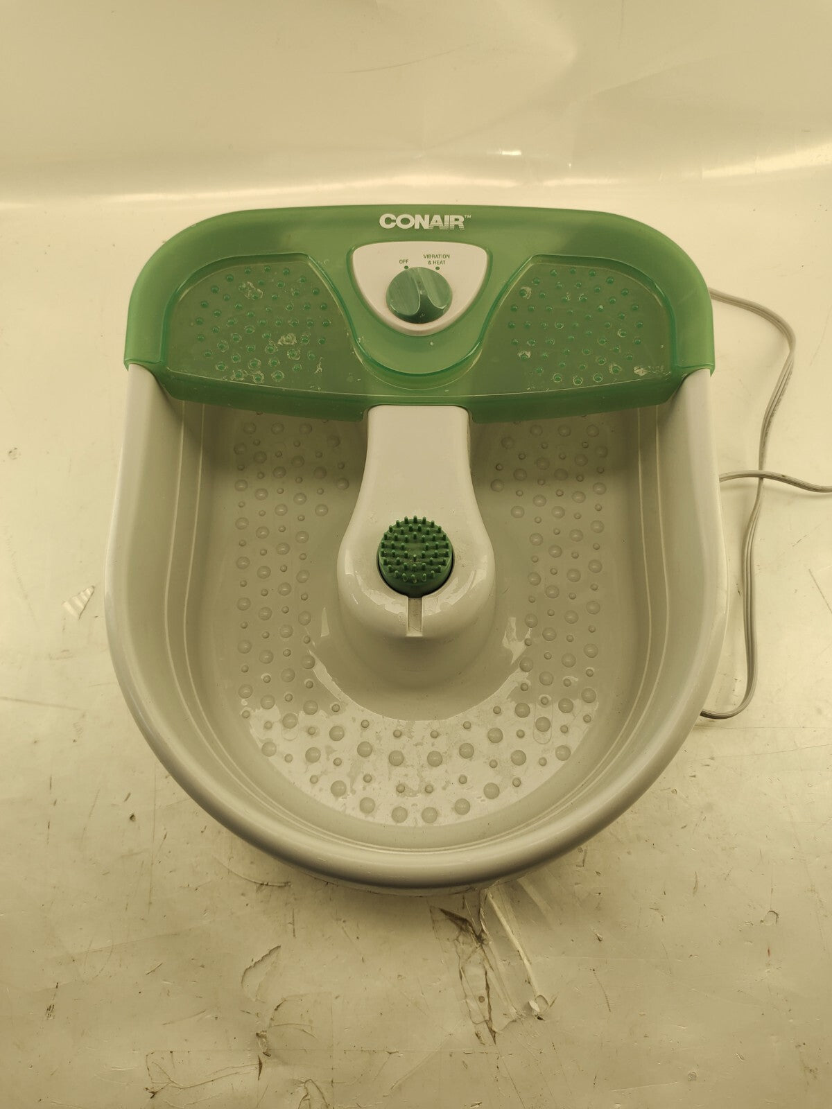 Conair Massaging Foot Spa - Heat & Vibration