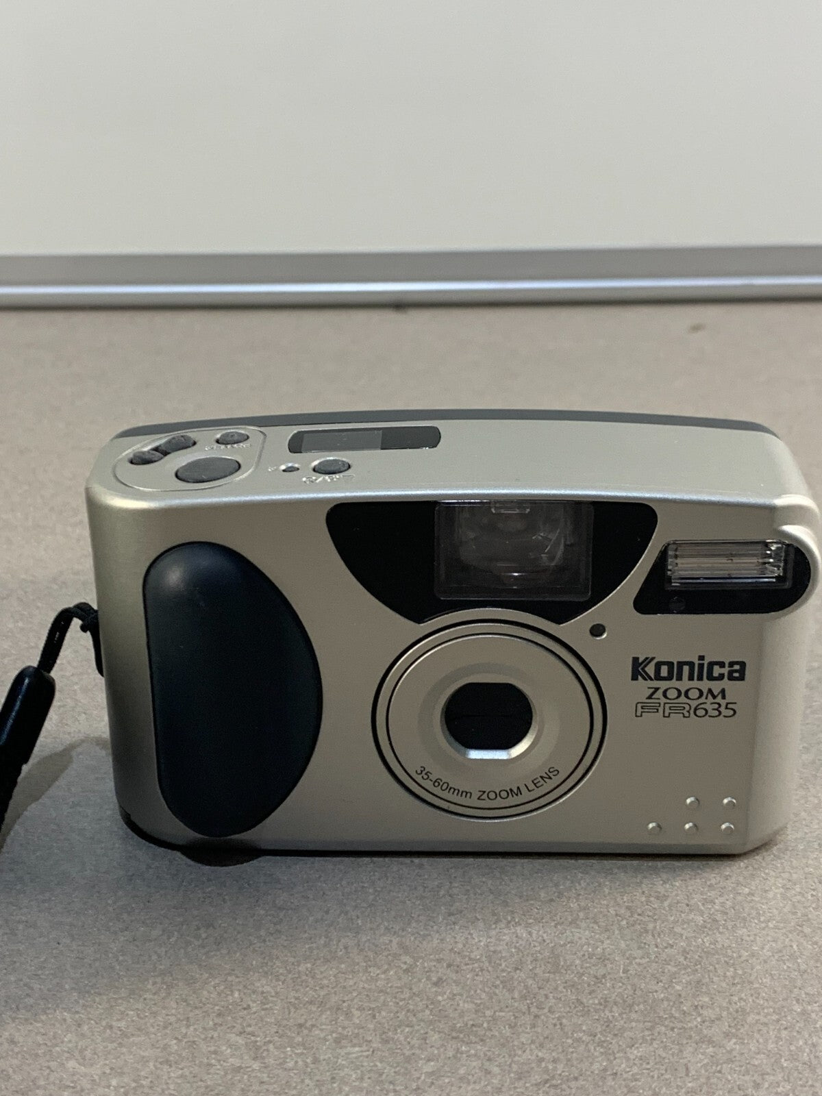 Vintage Konica Zoom FR635 Point and Shoot 35mm Film Camera With Cover