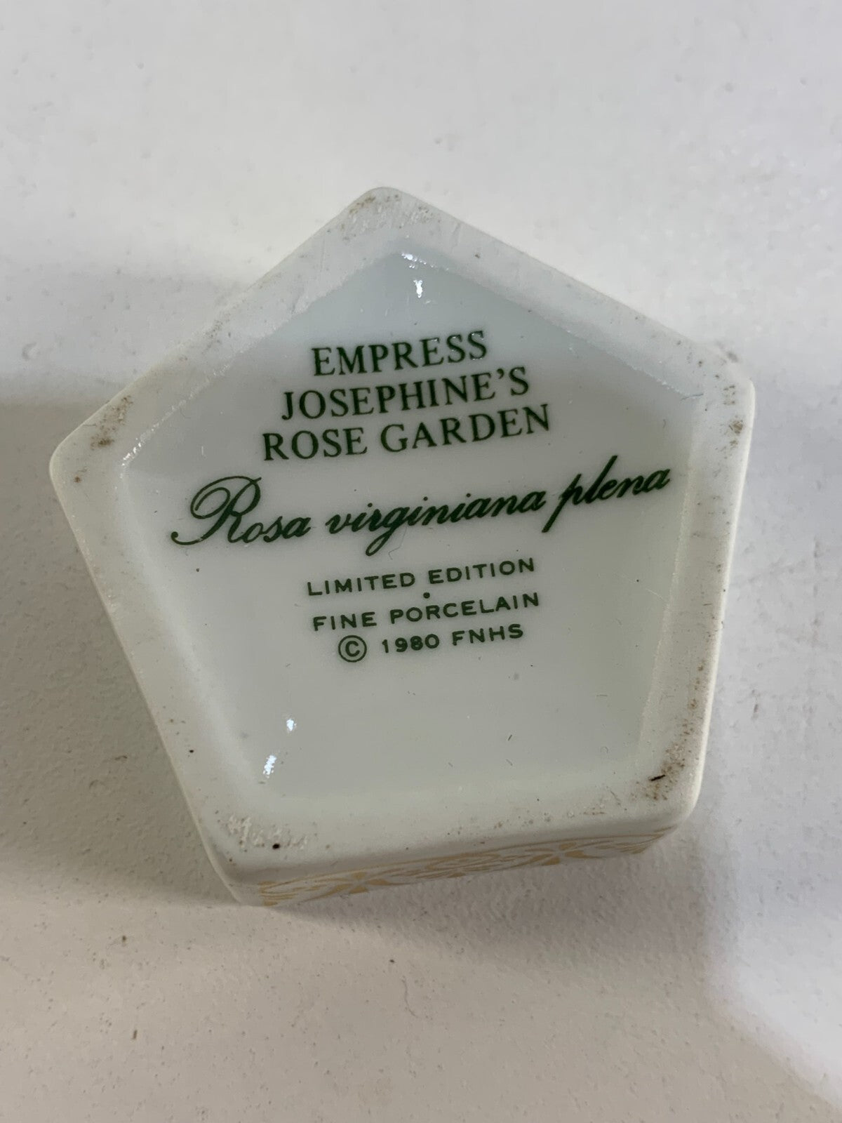 Vintage Empress Josephine's Rose Garden Fine Porcelain Trinket Jewelry Box 1980