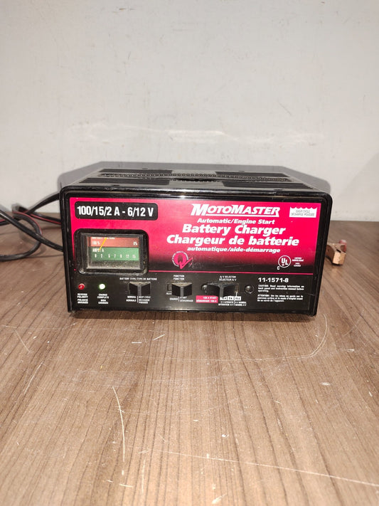 Motomaster Automatic/Engine Start Battery Charger