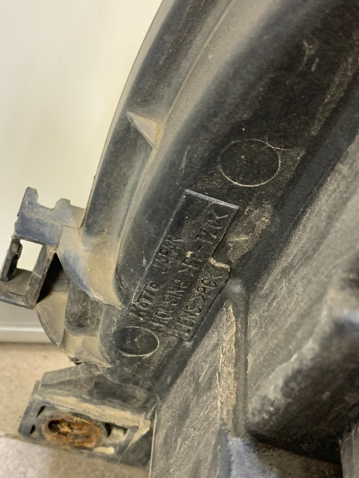 Genuine Isuzu - Head Lamp Left Side For NPR NPR HD NQR NRR 4KH1 4HE1 2004-2007