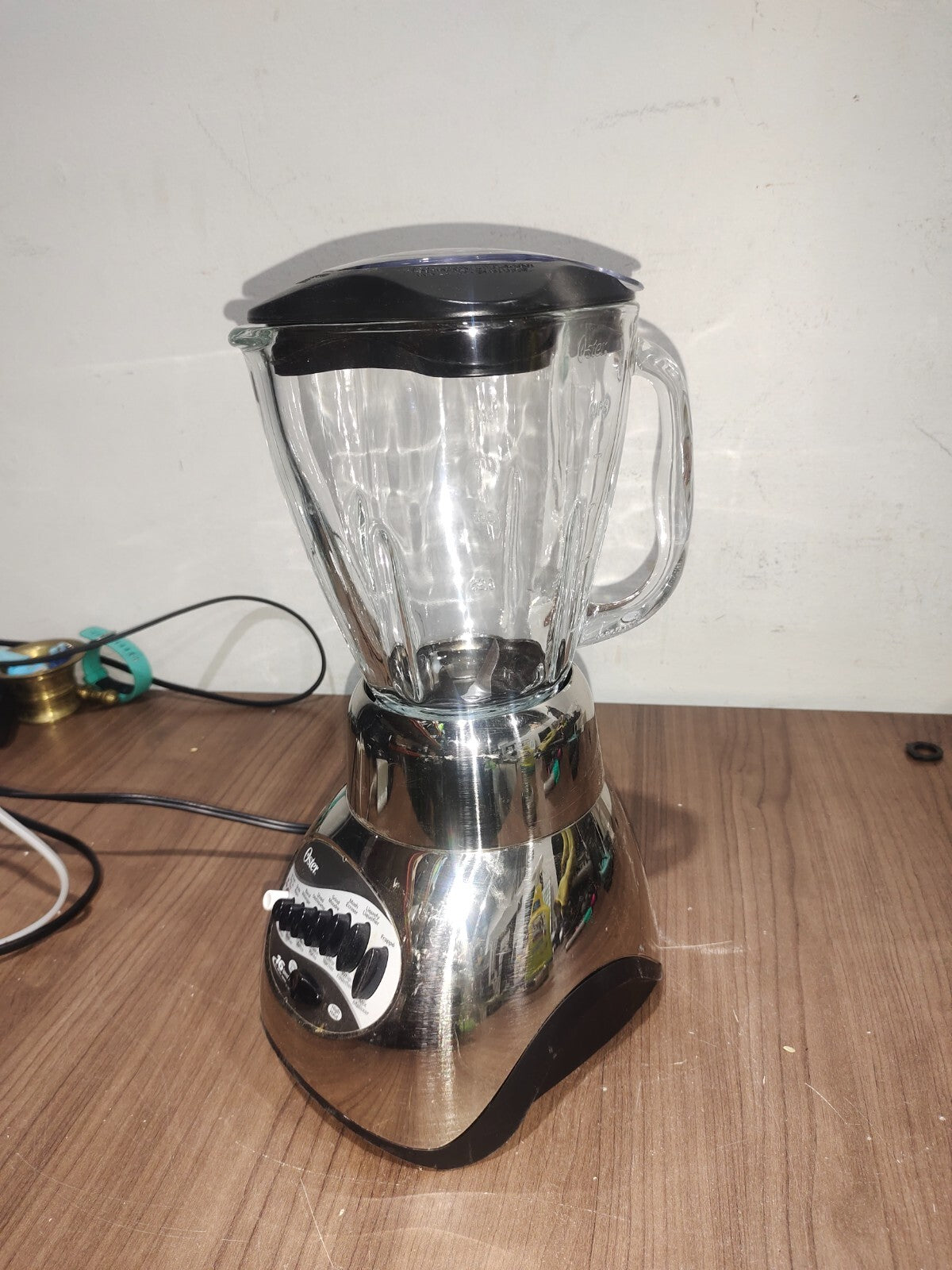 Oster BLST68 - 6812001N01 40 Oz. 16-Speed Blender