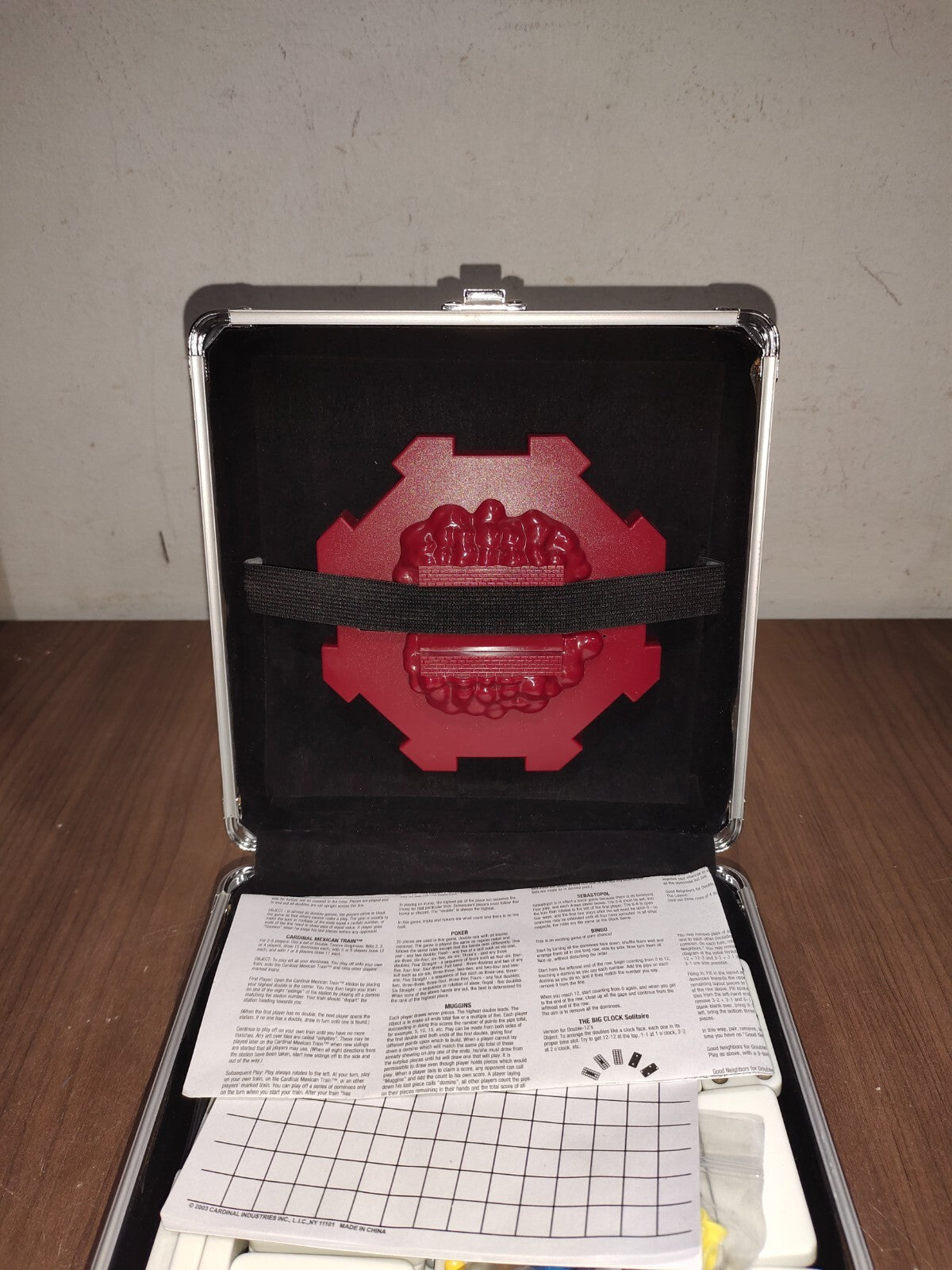 Cardinal Industries Mexican Train Game Dominos 2003 Metal Tin 91 Dominoes