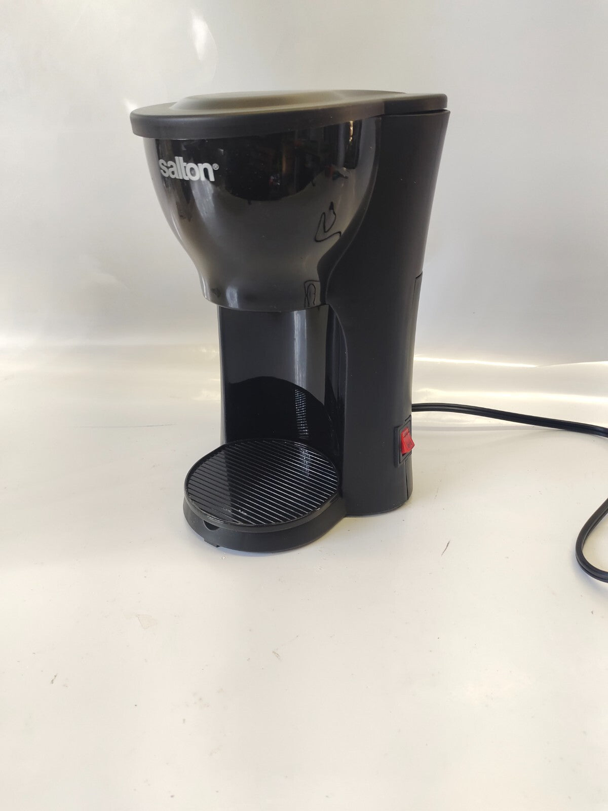 Salton 2-in-1 Single Serve Coffee Maker for K-Cup Coffee Capsules
