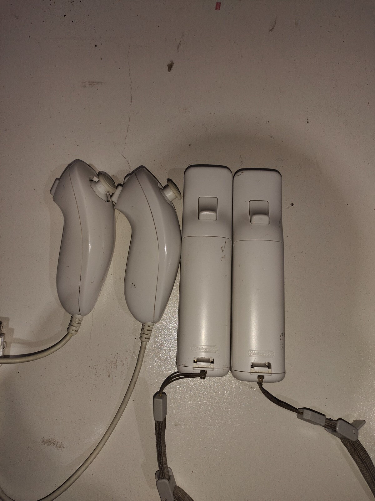 Nintendo Wii Controller Authentic - Set Of 4