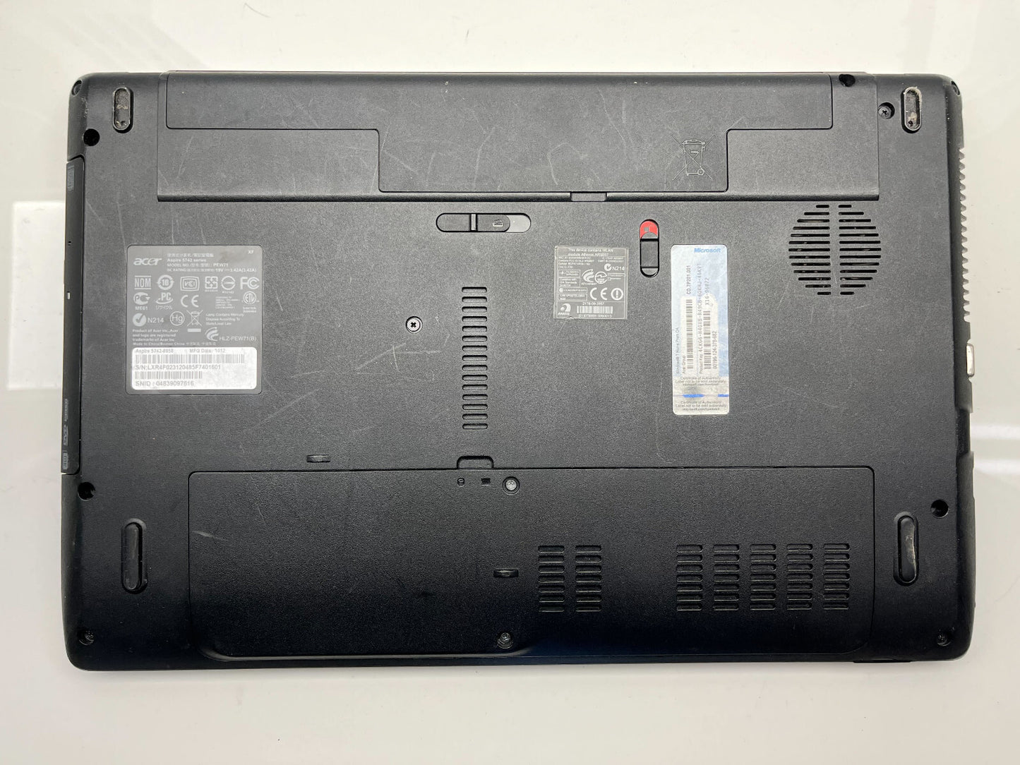 Acer Aspire 5472-6858 i5 480M FOR PARTS