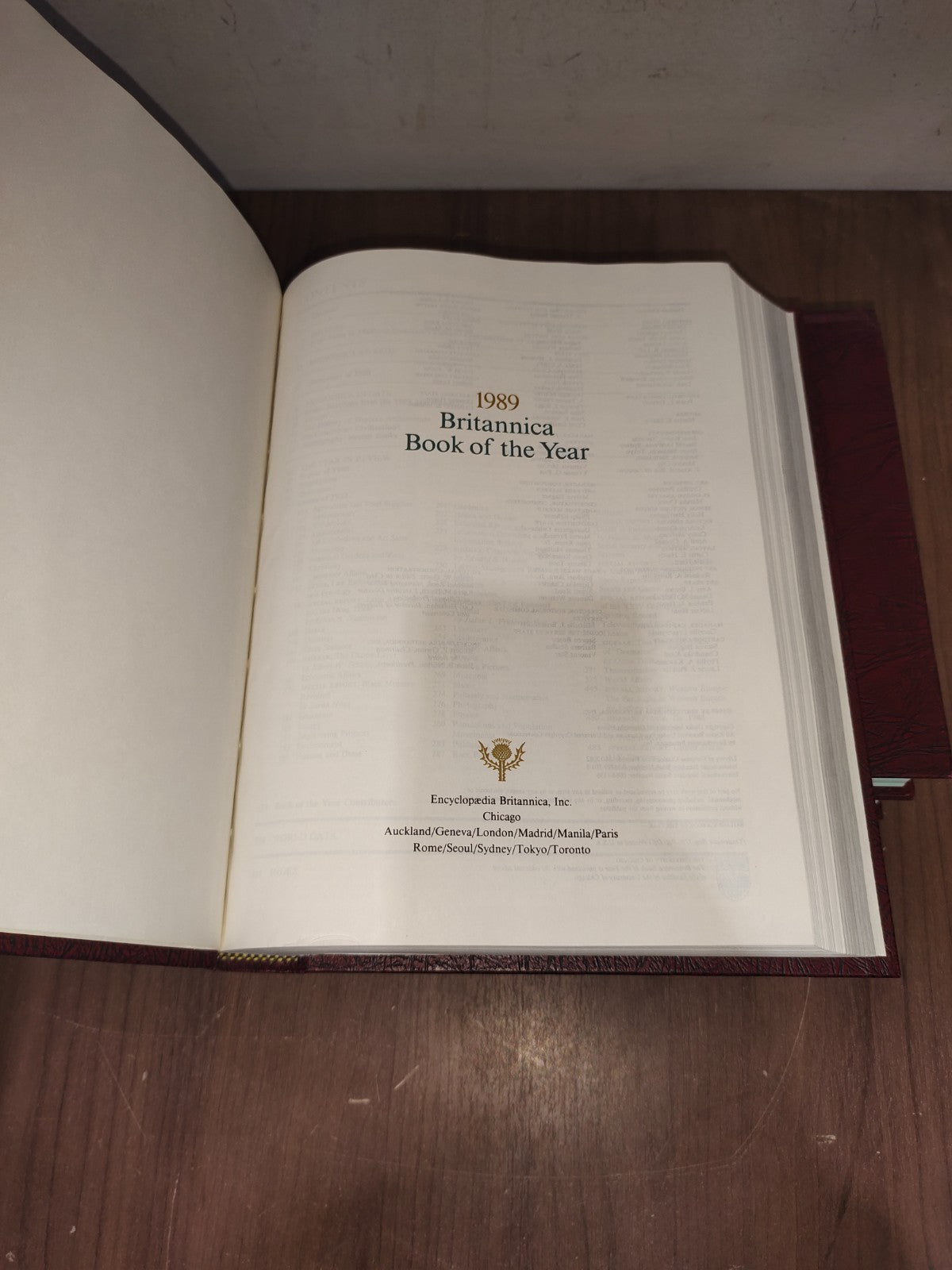 Encyclopedia Britannica Book Year - Set of 3 (1987-1988-1989)
