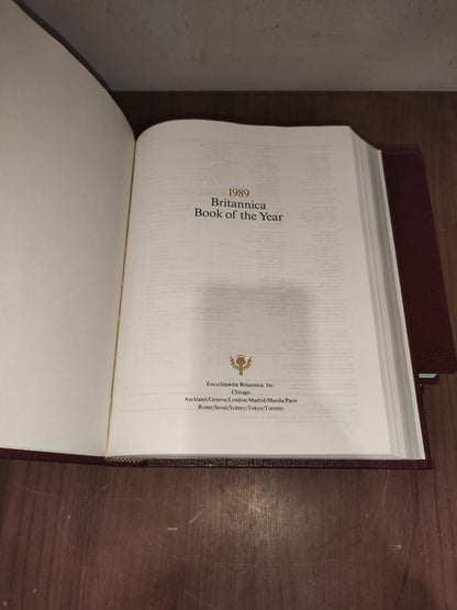Encyclopedia Britannica Book Year - Set of 3 (1987-1988-1989)
