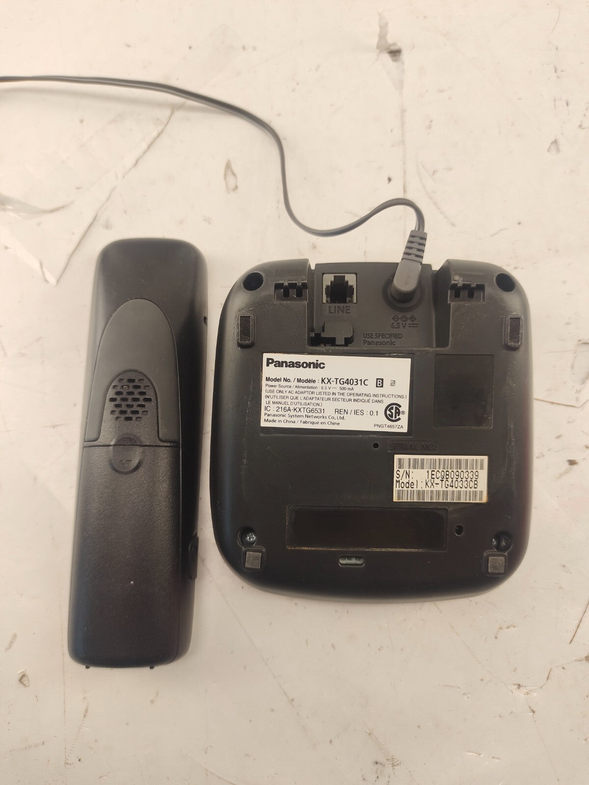 Panasonic KX-TG4031 6.0 Plus Expandable Digital Cordless Phone Answering Machine