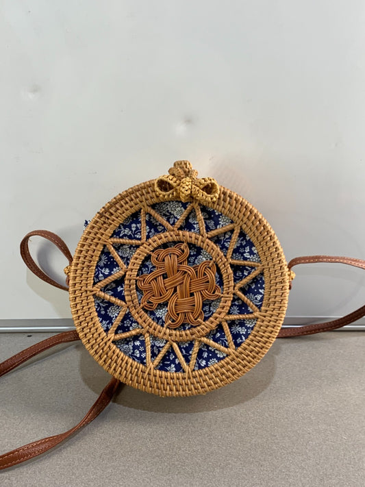 Wholesale Pastoral Style Woven Rattan Crossbody Bag