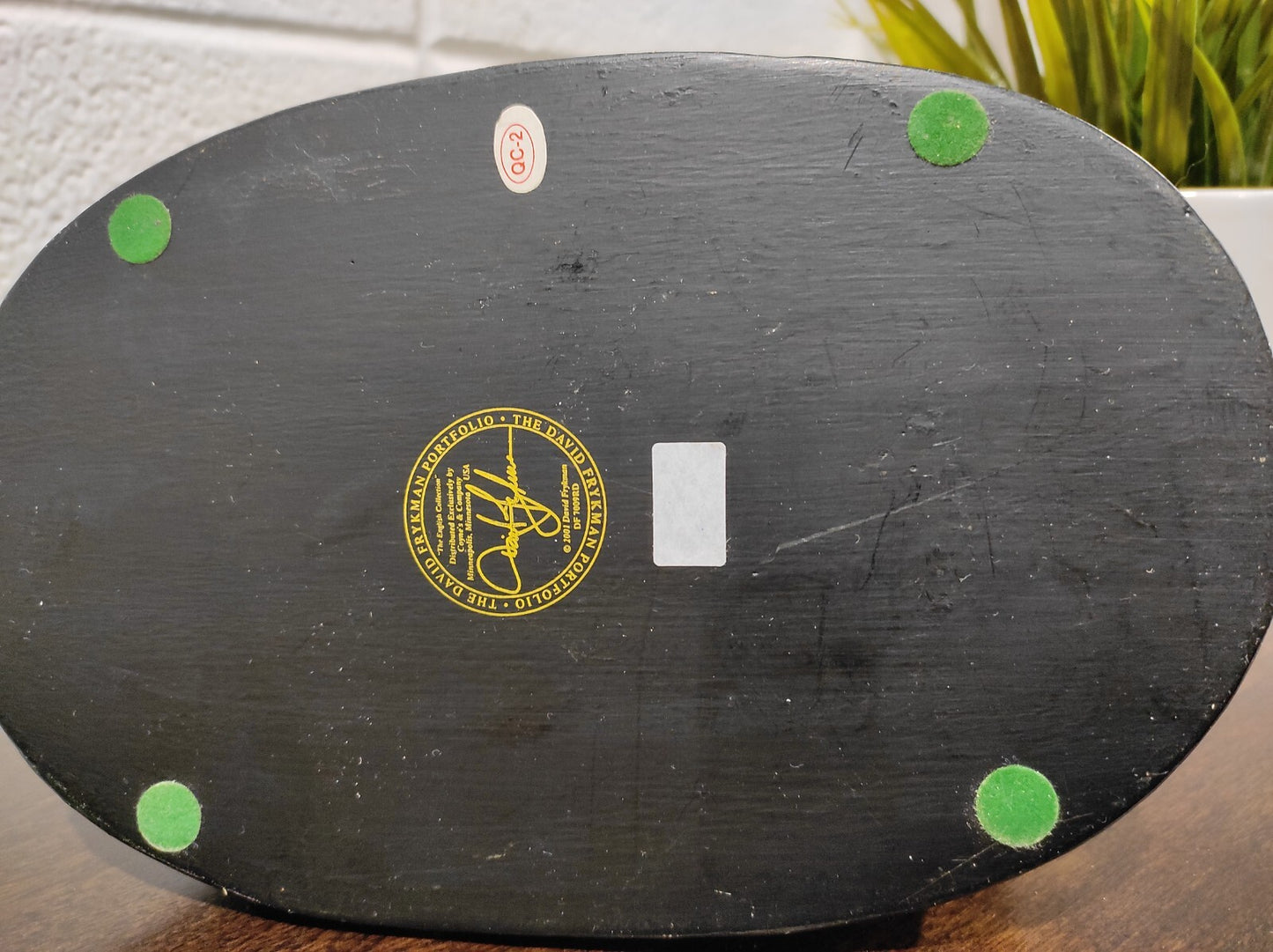 David Frykman English Collection BEEFEATER NAPPING Big Ben Figurine 8.75"H