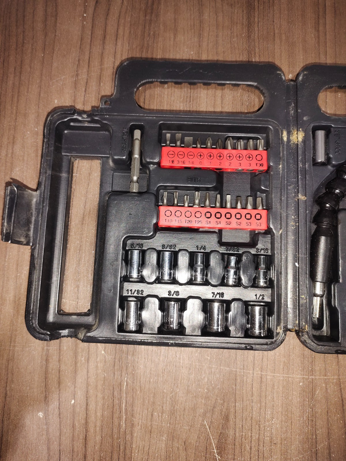 Durable Car Repair Tool Set Auto Ratchet Spanner Screwdriver Socket Kit